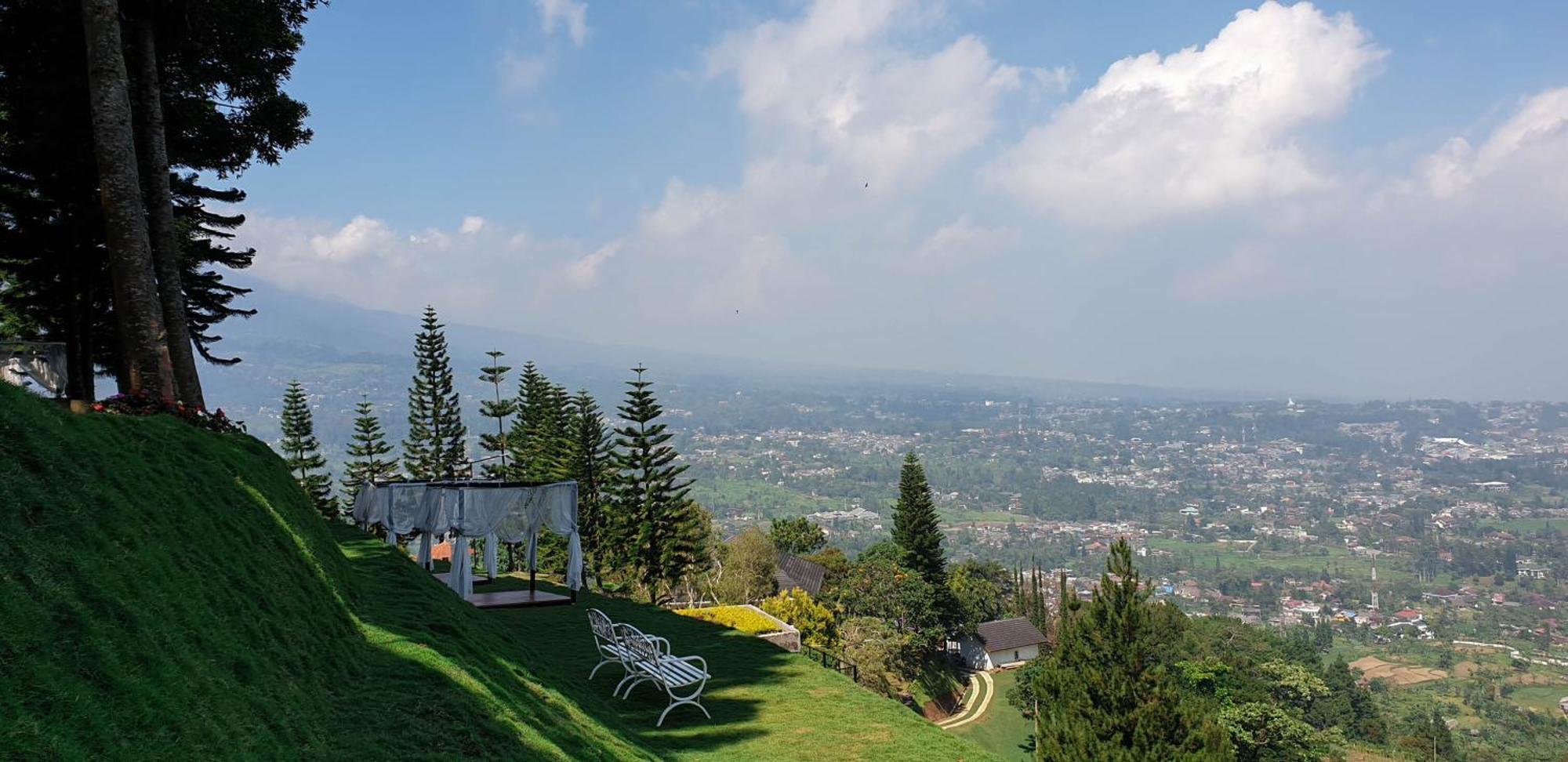 Damar Langit Resort Cisarua Bagian luar foto