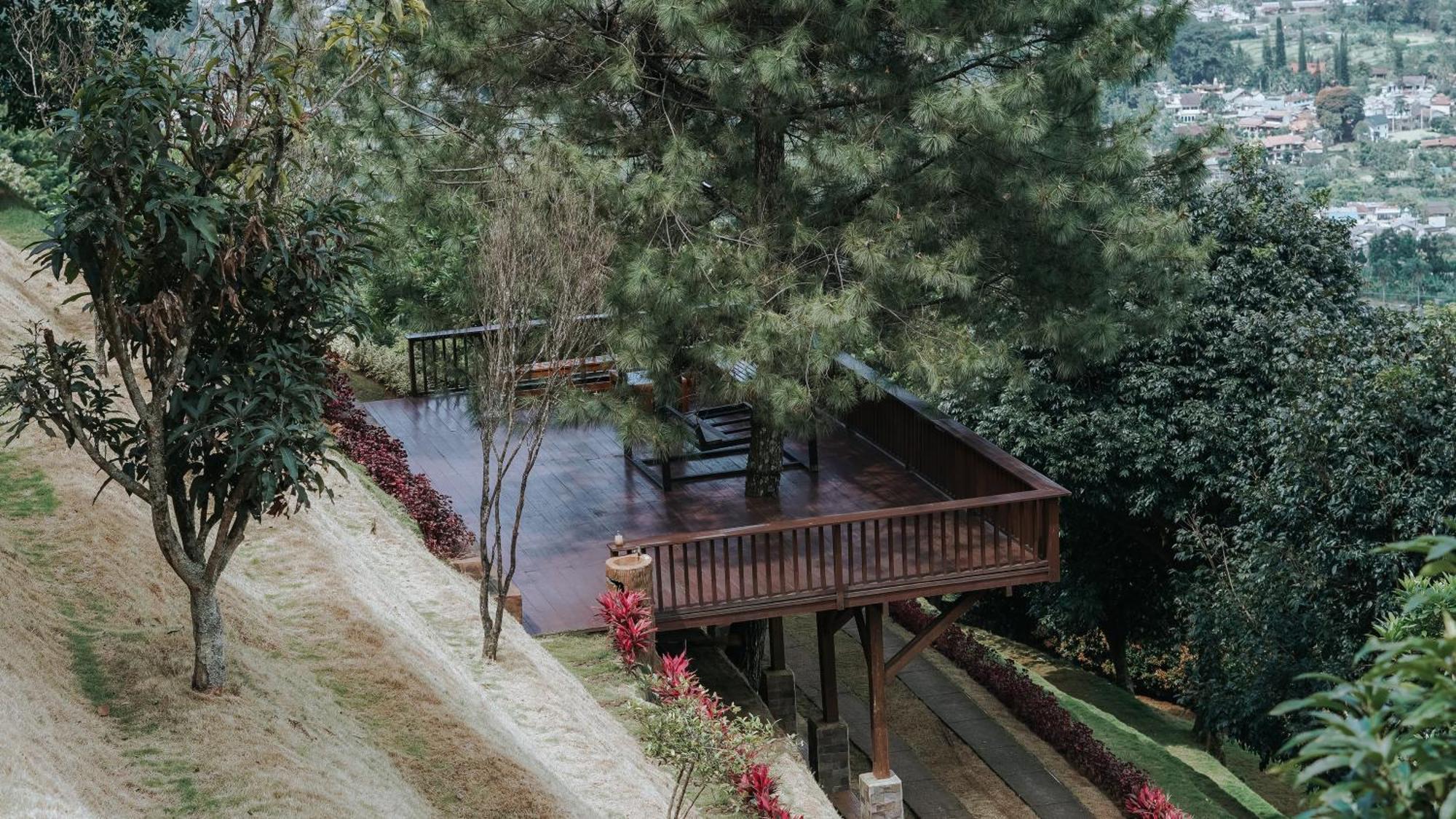 Damar Langit Resort Cisarua Bagian luar foto