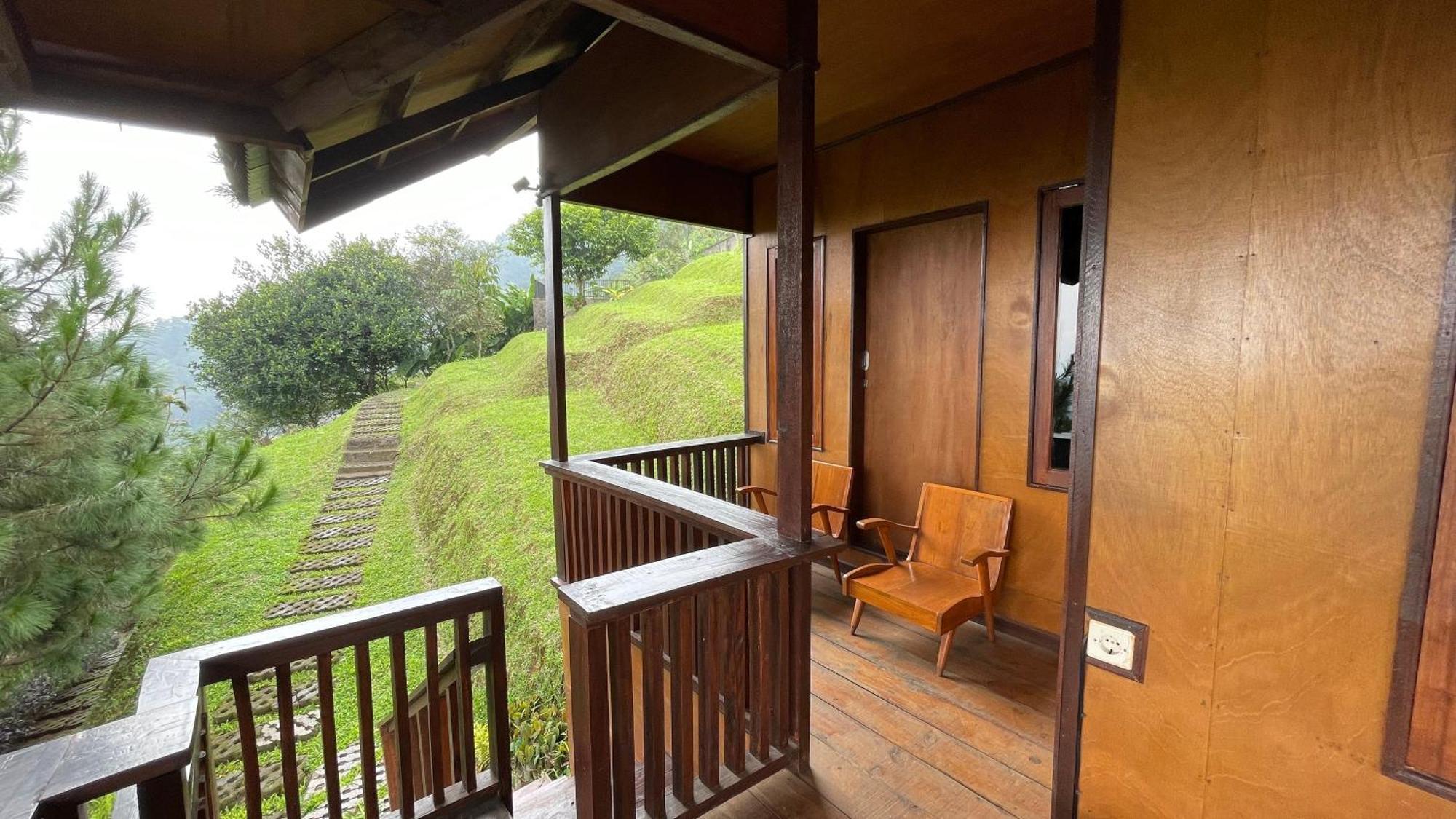 Damar Langit Resort Cisarua Bagian luar foto
