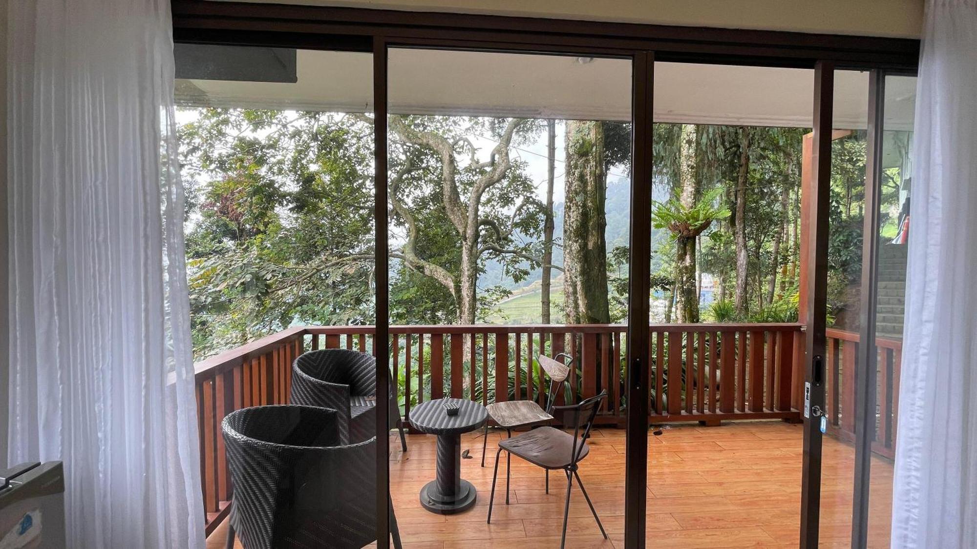 Damar Langit Resort Cisarua Bagian luar foto
